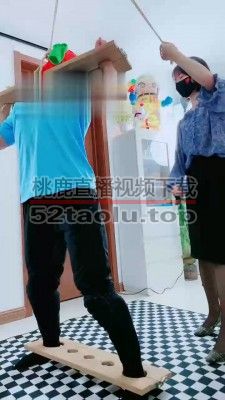 【美离子】袜子塞嘴强制鞭打 bf17668