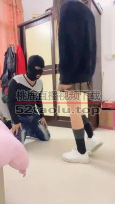 【伊妮】小白鞋及膝袜辱小白狗 bf22595