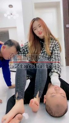 【麋鹿银儿】长靴S全体重踩+暴虐父子狗喂食 bf23131