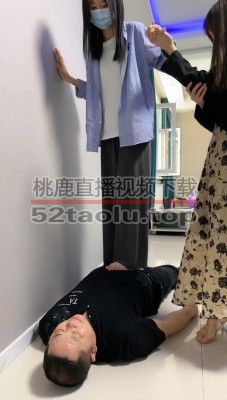 【文文】带素人闺蜜调-全体重跳踩/骑脖子转圈/手脚耳光 bf28358