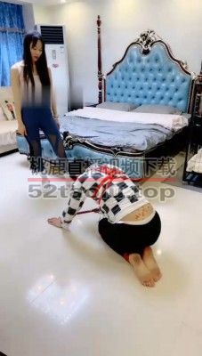 【果儿】双S-狗笼圈养虐打抖M邻居【中部-双视角版】 bf33017