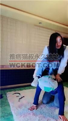 【北京艾琳】保鲜膜捆绑/小白鞋全体重踩踏 bf40535