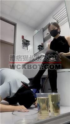 【漫漫】黑丝高跟御姐-驯化厕奴 bf42292