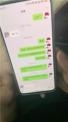 【cc.s】衣柜老公偷窥老婆和别人亲热 JS240709-35