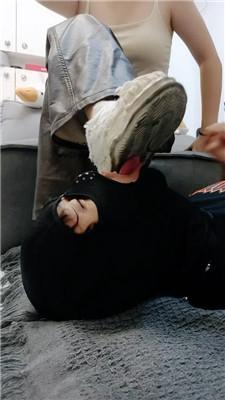 【玥野兔】沉浸式-清理脏鞋底/船袜裸足狂舔 bf45043