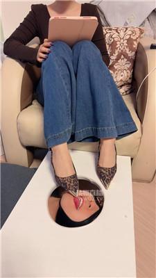 【玥野兔】沉浸式-高跟玉足喂食场 JS251023-33