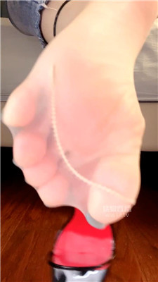 【清酒女主】裤里丝人字拖羞辱寸止    260105-18